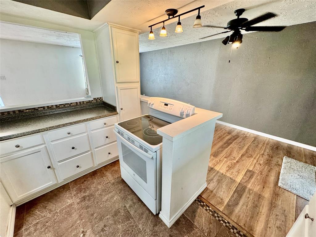 4511 Old Hearne Road, Bryan, Texas image 11