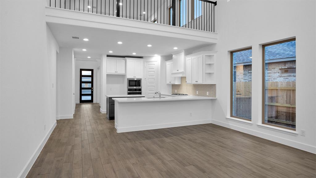 24822 Groundsel Cottage Lane, Katy, Texas image 2