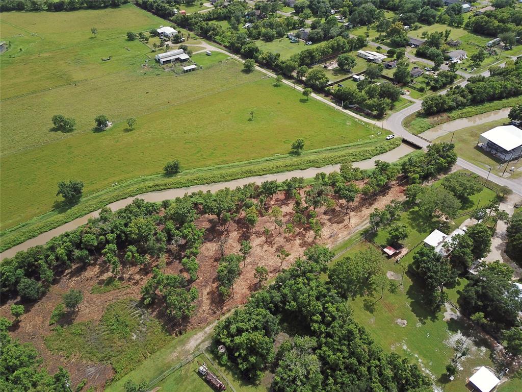 3720B County Road 144, Alvin, Texas image 17