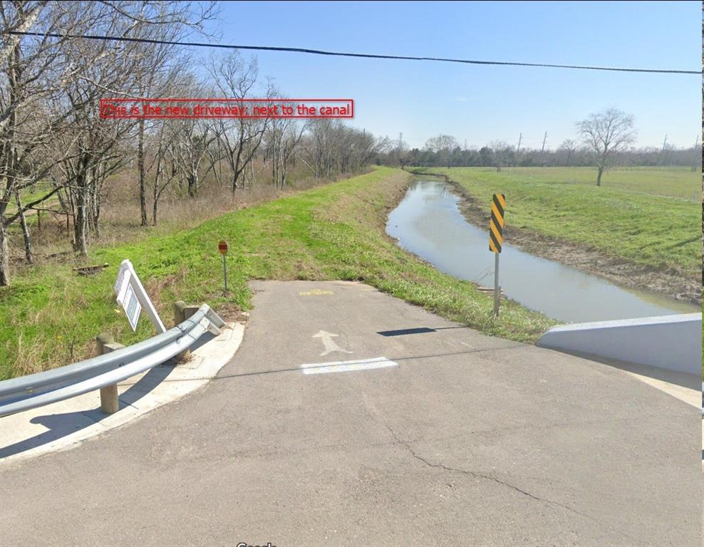 3720B County Road 144, Alvin, Texas image 10