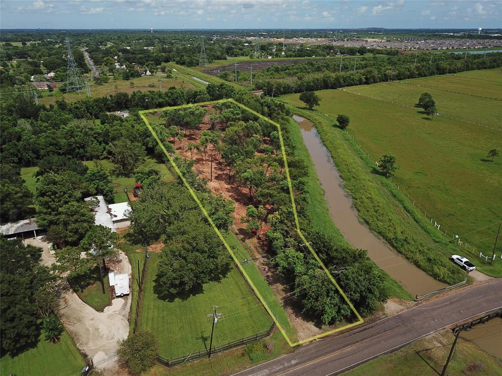3720B County Road 144, Alvin, Texas image 8