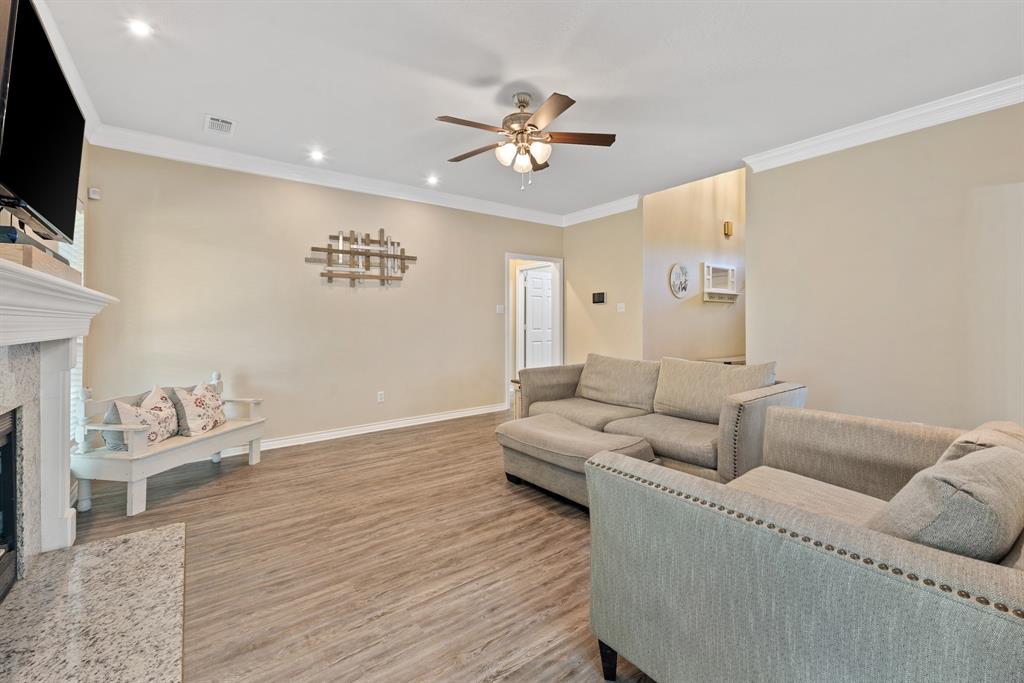 9228 Brookwater Circle, College Station, Texas image 13