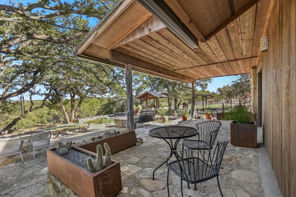 7000 Mcgregor Lane, Dripping Springs, Texas image 10