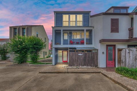 1437 Bowsprit Point Willis TX 77318