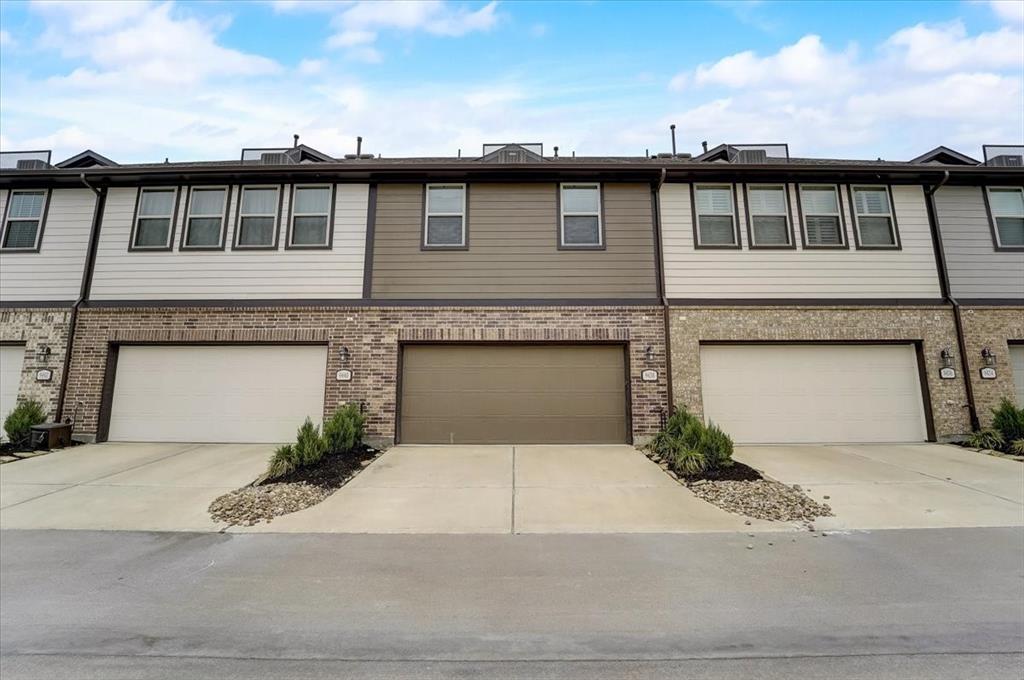 9438 Caddo Ridge Lane, Cypress, Texas image 22