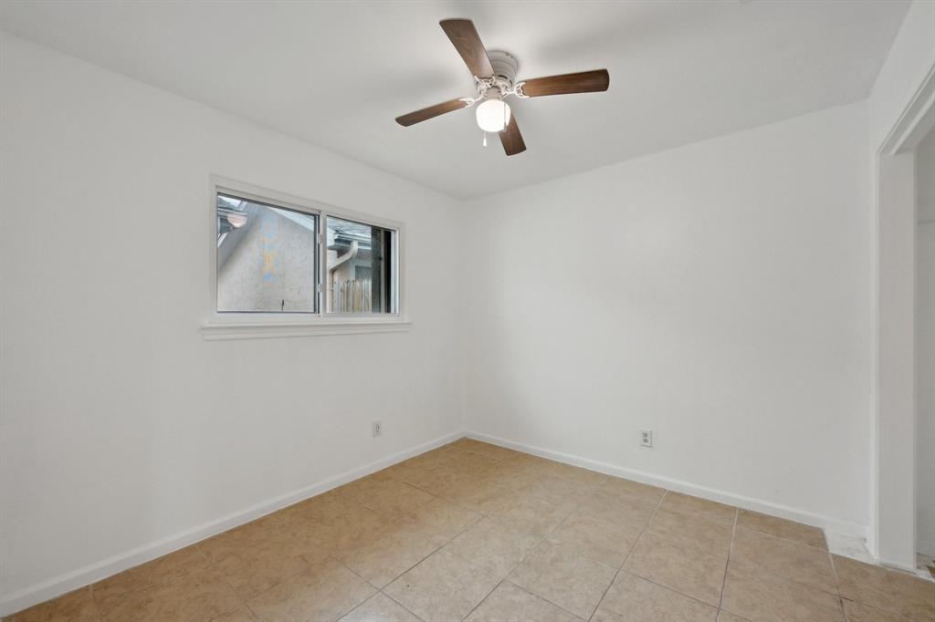 10105 Schaper Road, Galveston, Texas image 18