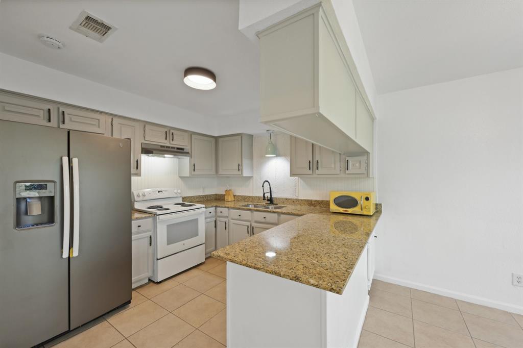 10105 Schaper Road, Galveston, Texas image 4