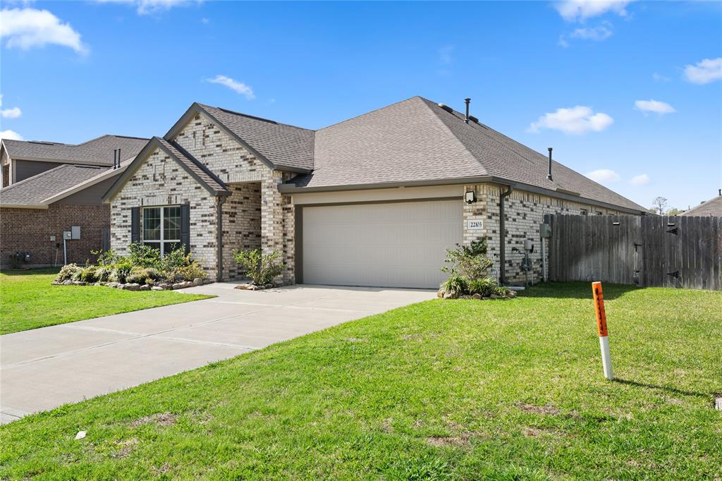 22103 Juniper Crossing Drive, New Caney, Texas image 3