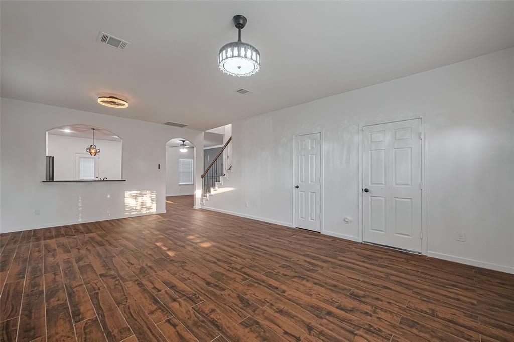 10118 Mariposa Stream Court, Houston, Texas image 7
