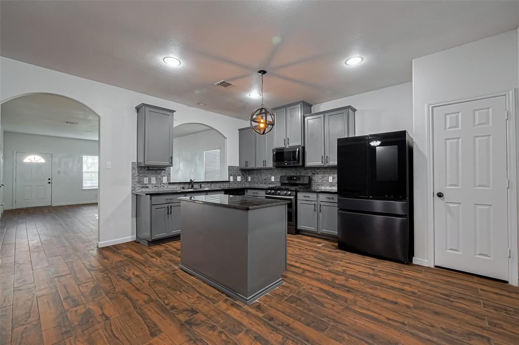 10118 Mariposa Stream Court, Houston, Texas image 15