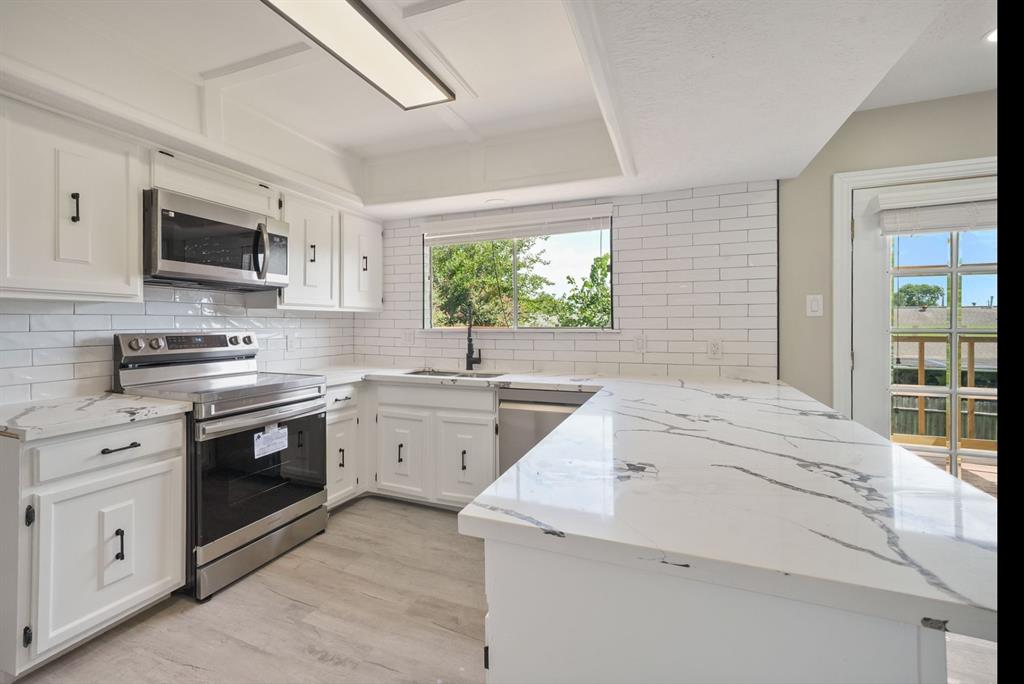 5418 Rock Springs Drive