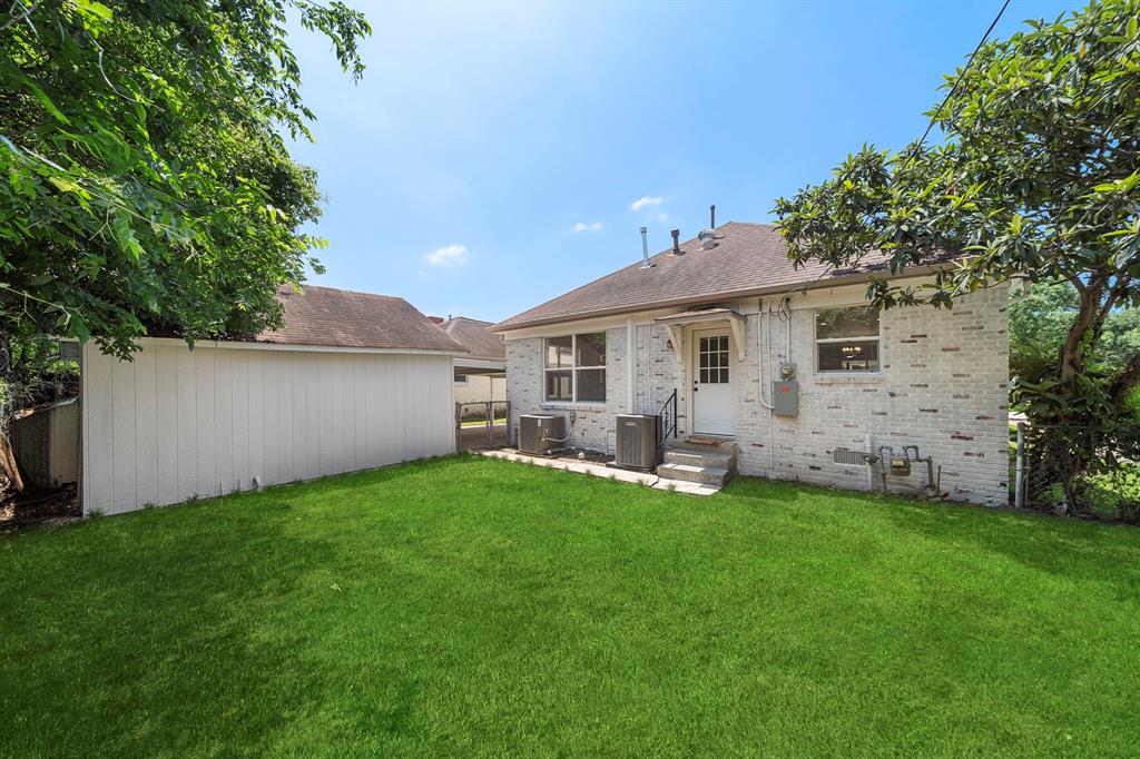 2811 Barbee Street, Houston, Texas image 32