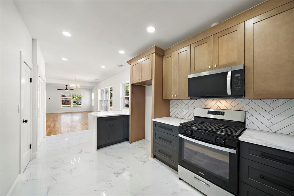 2811 Barbee Street, Houston, Texas image 13