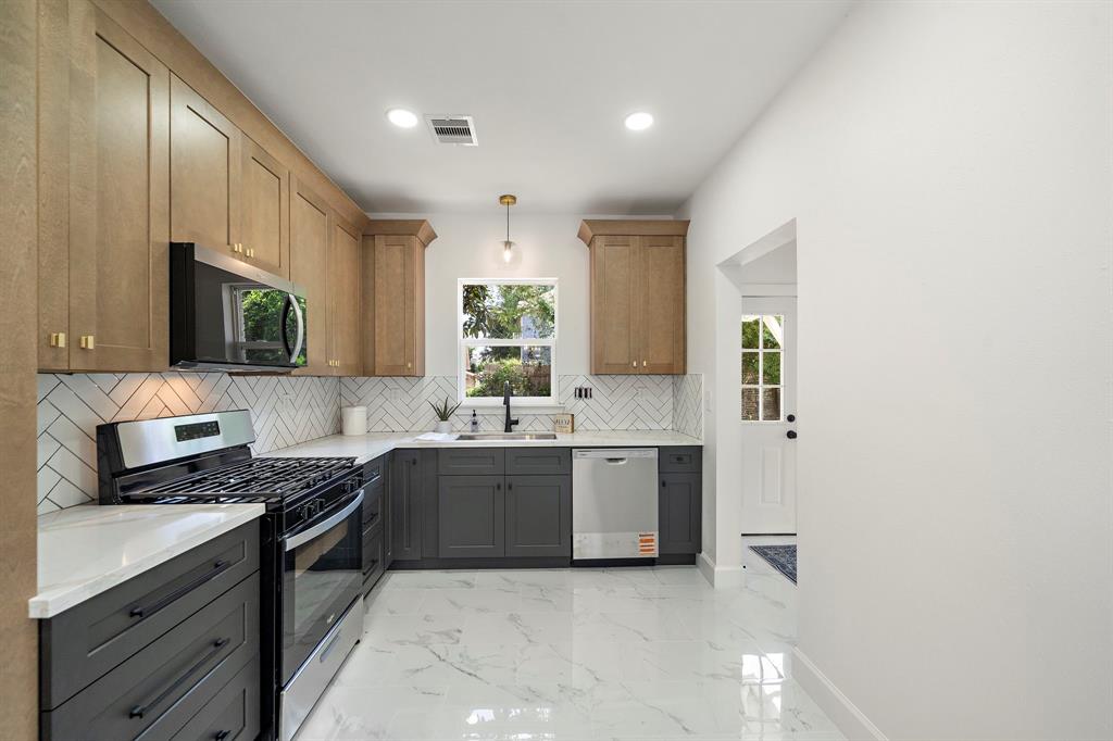 2811 Barbee Street, Houston, Texas image 12