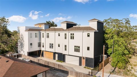 Photo of 4643 Galesburg Street #B, Houston, TX 77051 (MLS # 37604938)