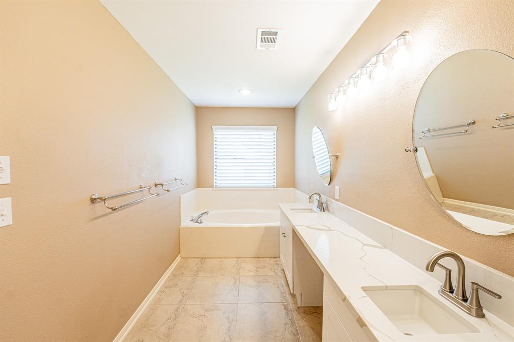 1410 26th Avenue, Texas City, Texas image 17