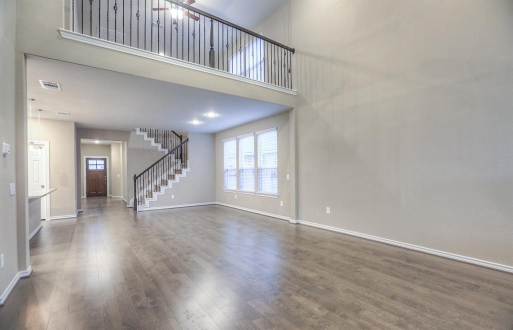 Photo 9 of 20 of 26716 Grandiflora Drive house