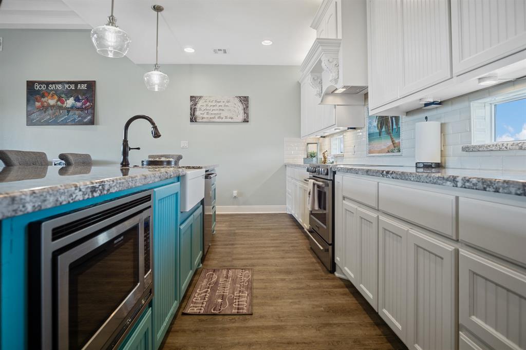 817 Boyt Road, Port Bolivar, Texas image 17