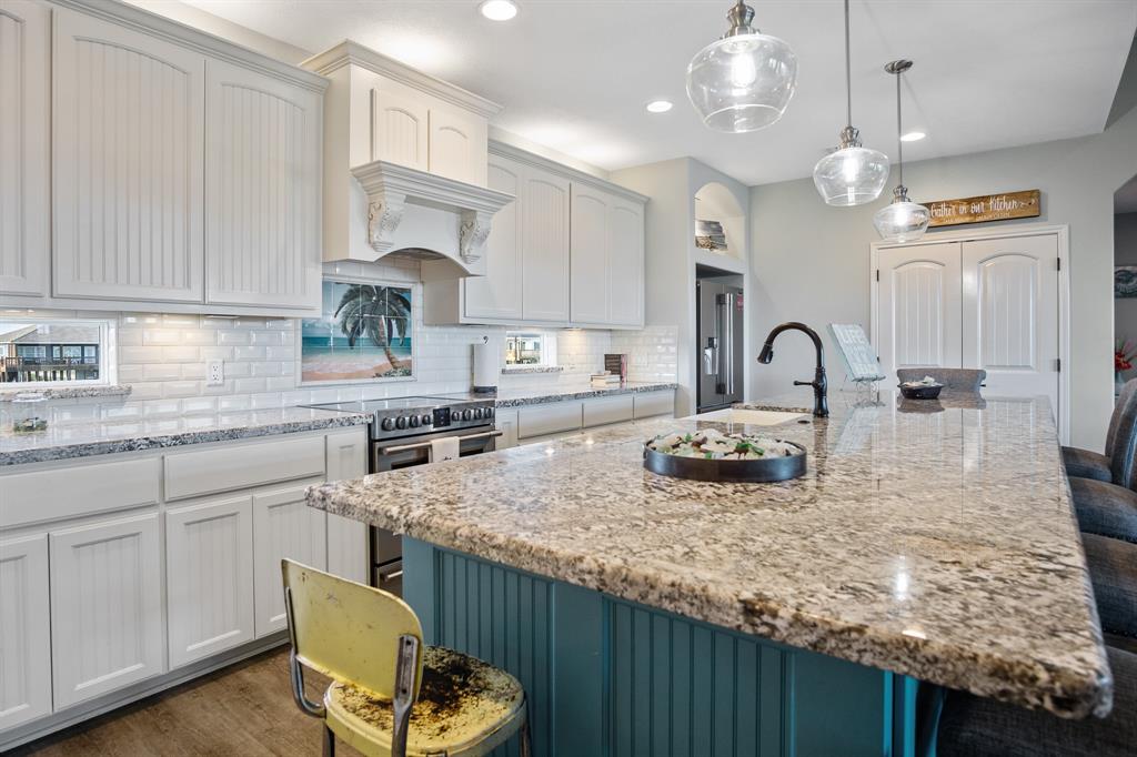 817 Boyt Road, Port Bolivar, Texas image 15