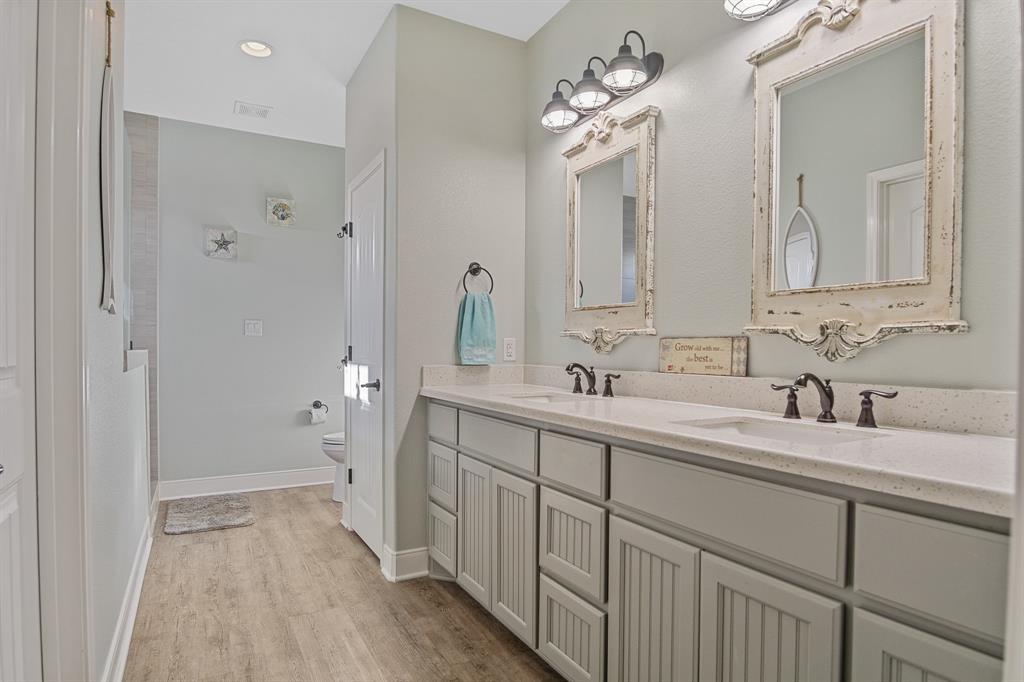 817 Boyt Road, Port Bolivar, Texas image 26