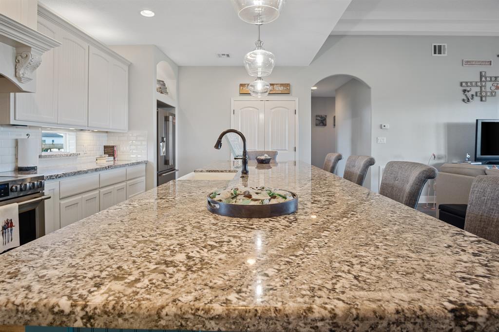 817 Boyt Road, Port Bolivar, Texas image 21