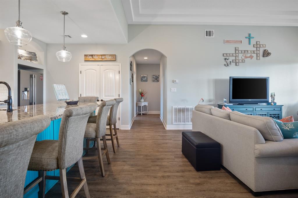 817 Boyt Road, Port Bolivar, Texas image 10