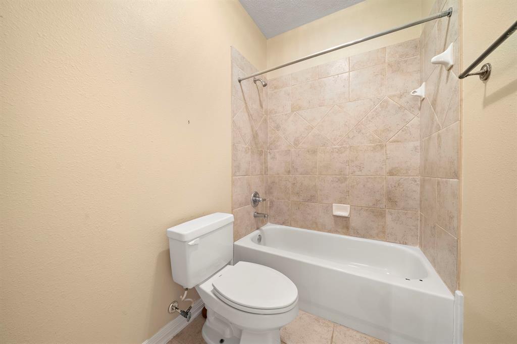 4418 Holt Street, Bellaire, Texas image 35