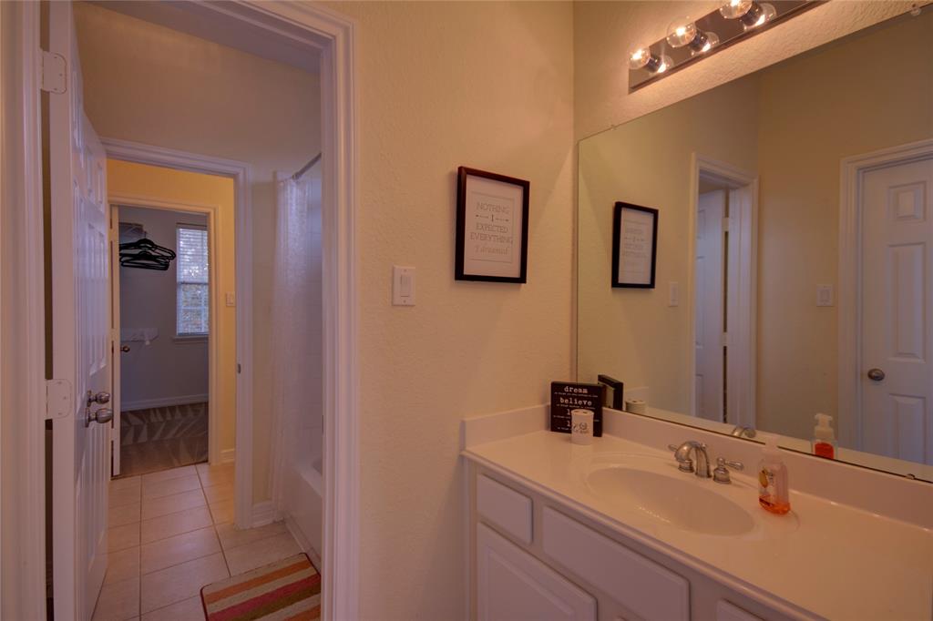 3011 Willow Brook Court, Pearland, Texas image 24