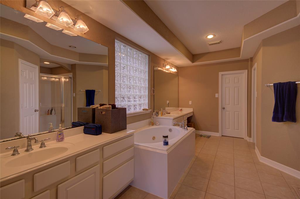 3011 Willow Brook Court, Pearland, Texas image 20