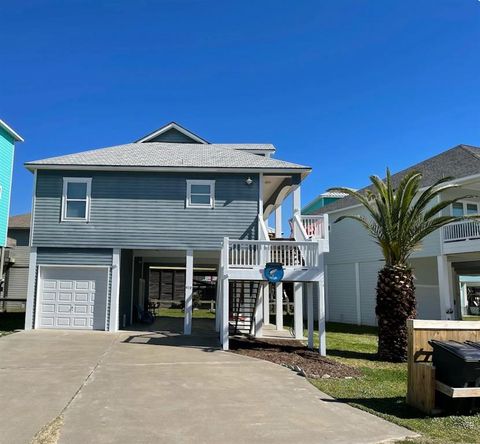 A home in Crystal Beach