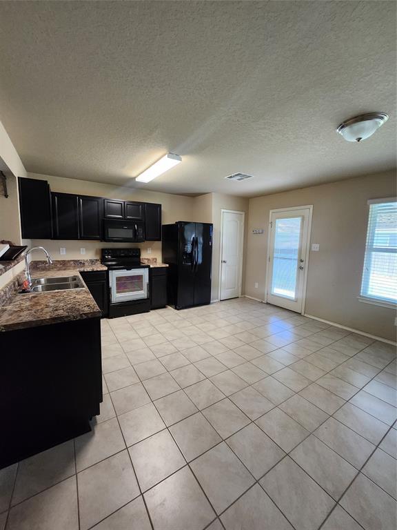 1325 W Nolte Farms Road, Seguin, Texas image 9