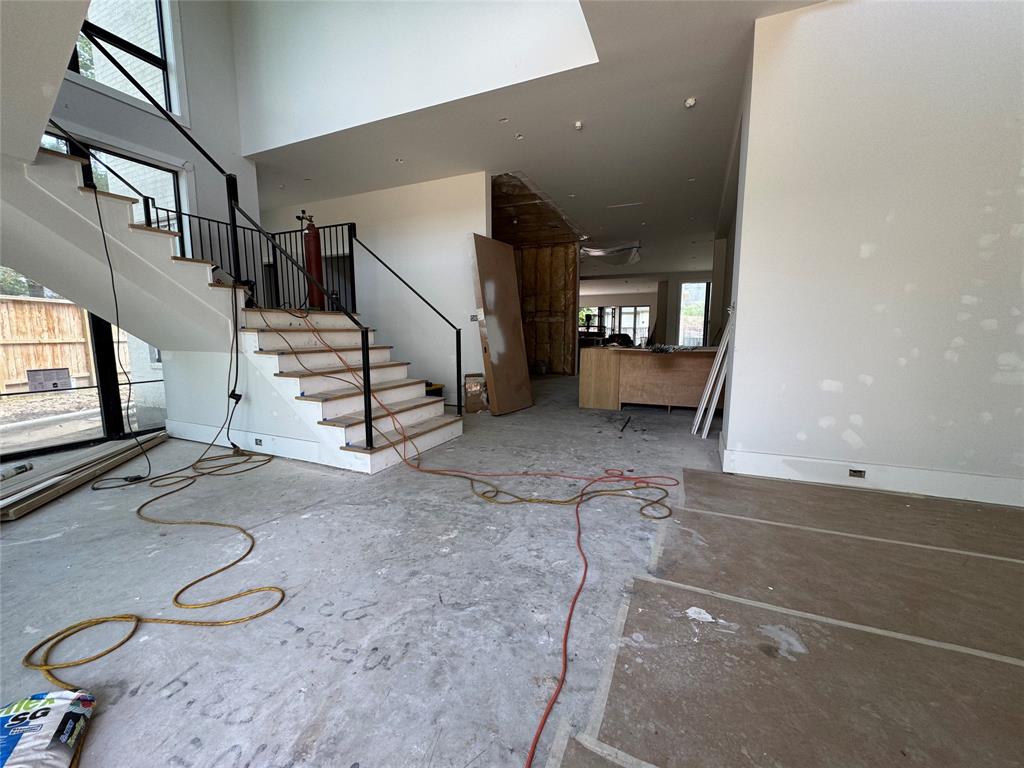 710 Glen Echo Lane