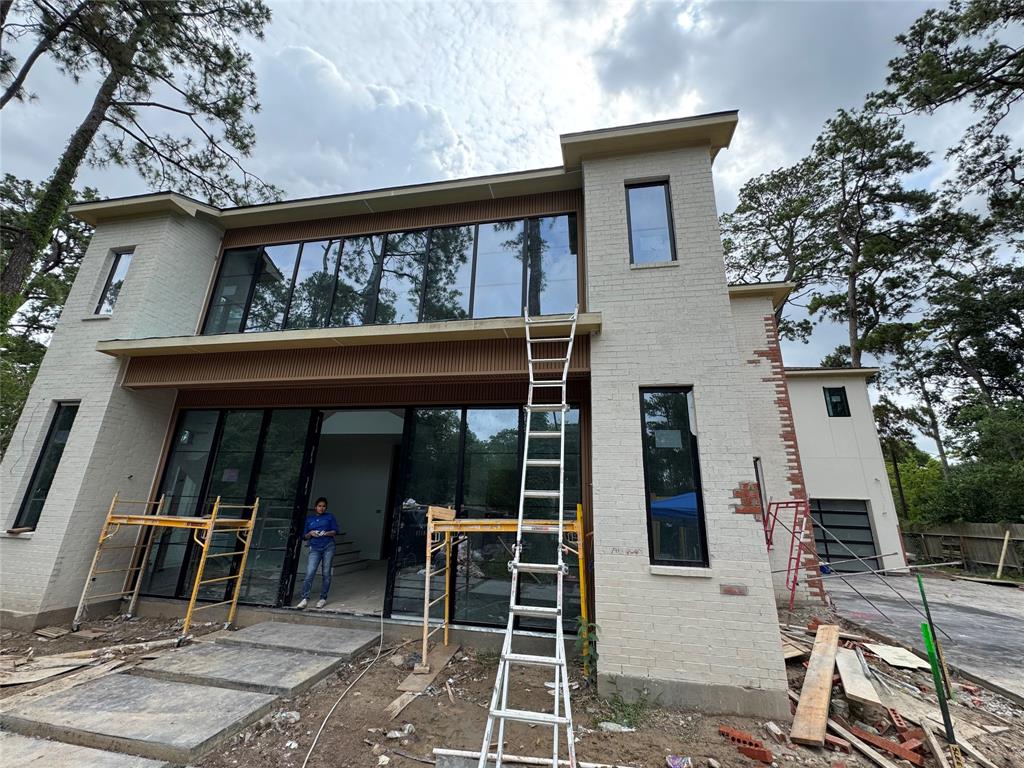 710 Glen Echo Lane