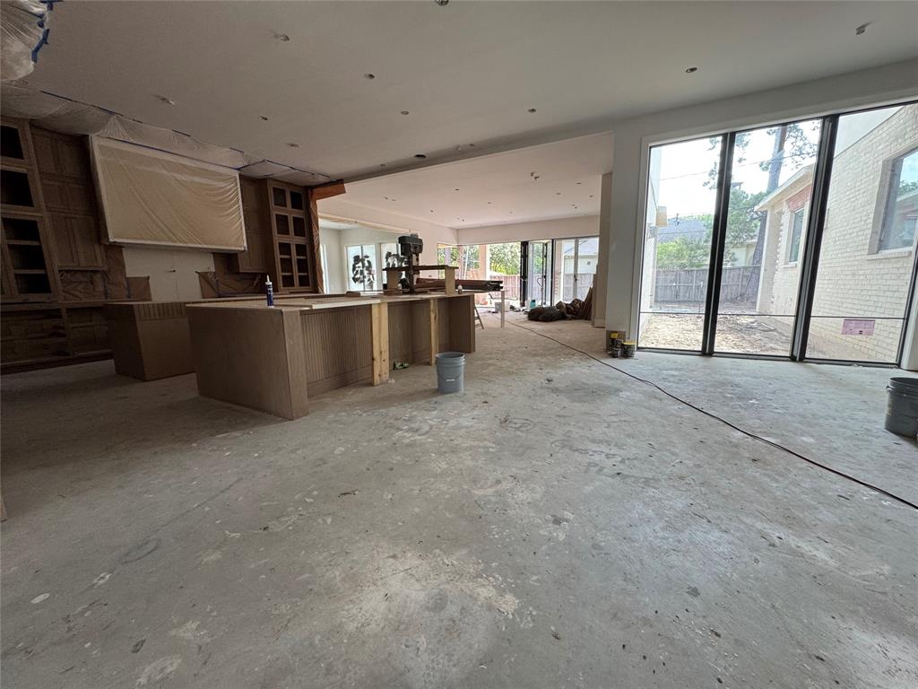 710 Glen Echo Lane