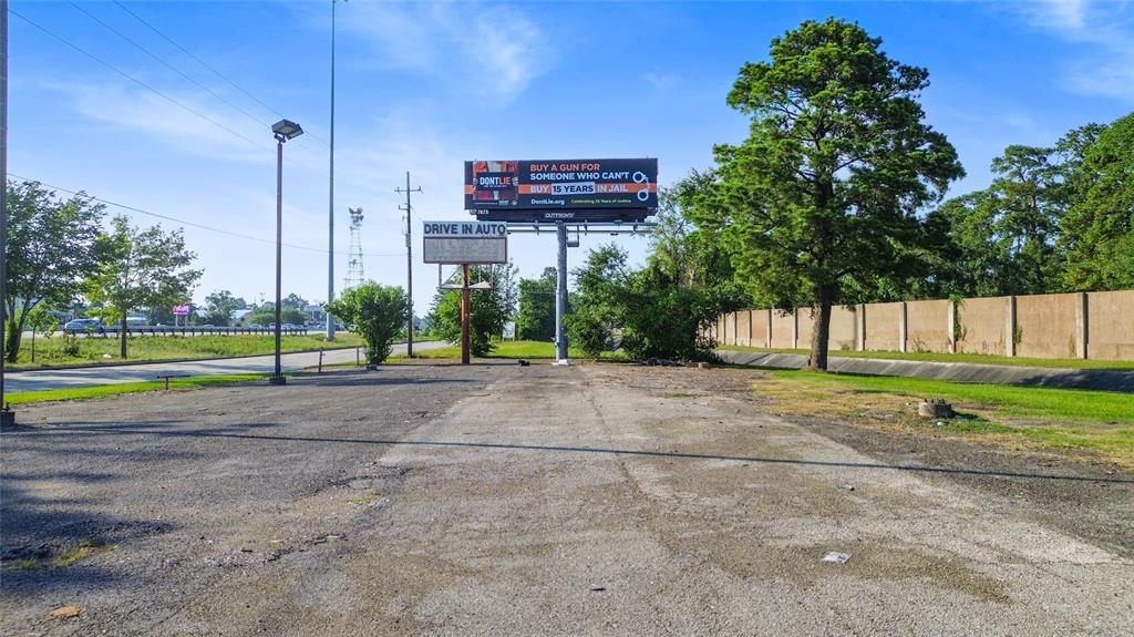 19002 Interstate 45