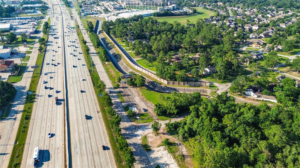 19002 Interstate 45