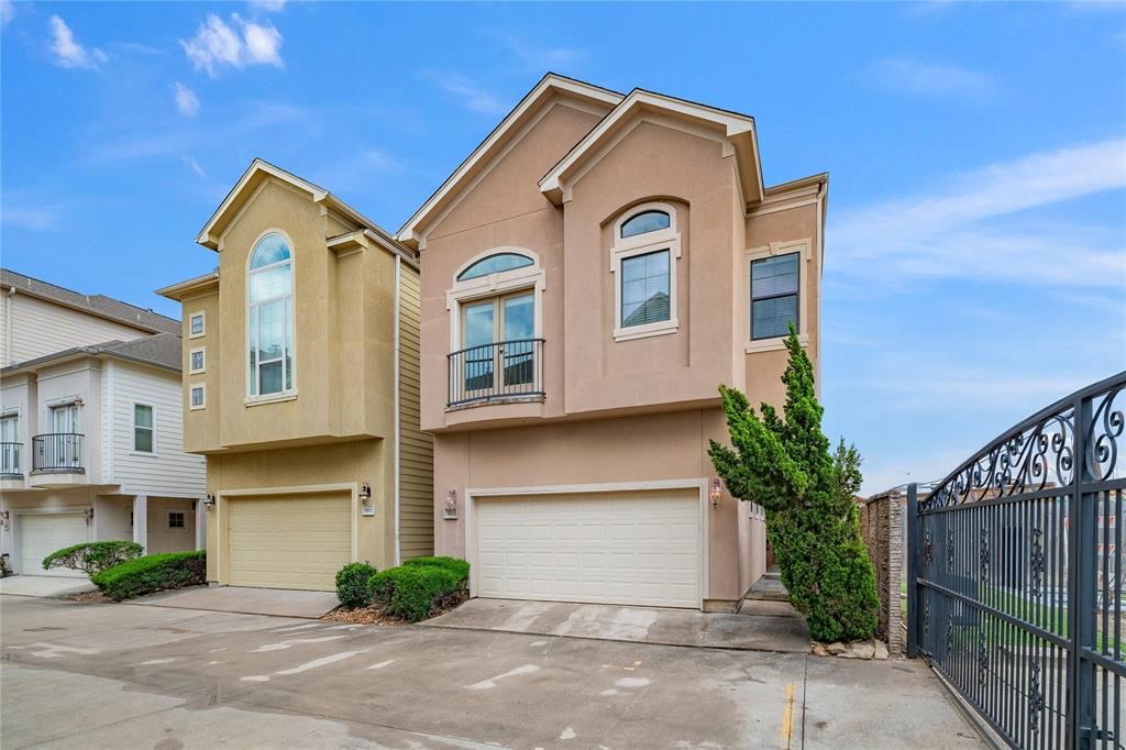3615 Hempstead Villa Drive, Houston, Texas image 3