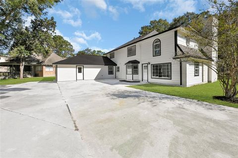 A home in Conroe