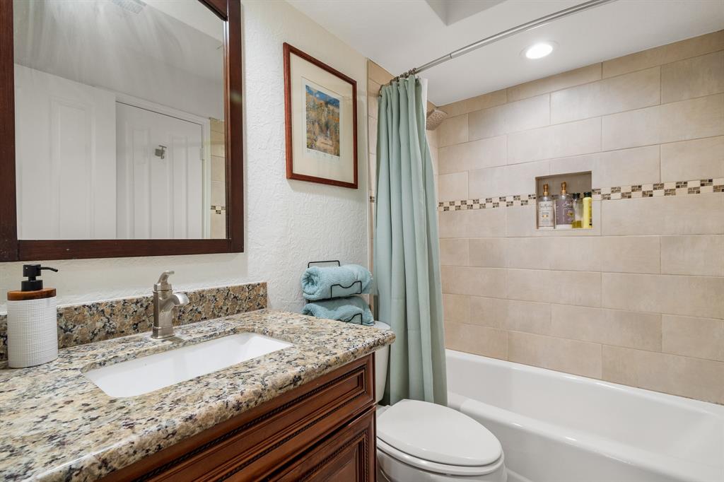 19 Glade Bank Place, The Woodlands, Texas image 27
