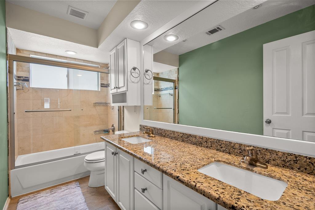 19 Glade Bank Place, The Woodlands, Texas image 28