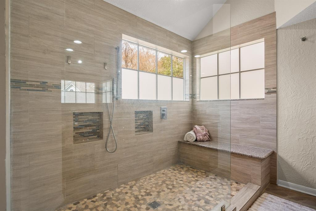 19 Glade Bank Place, The Woodlands, Texas image 19
