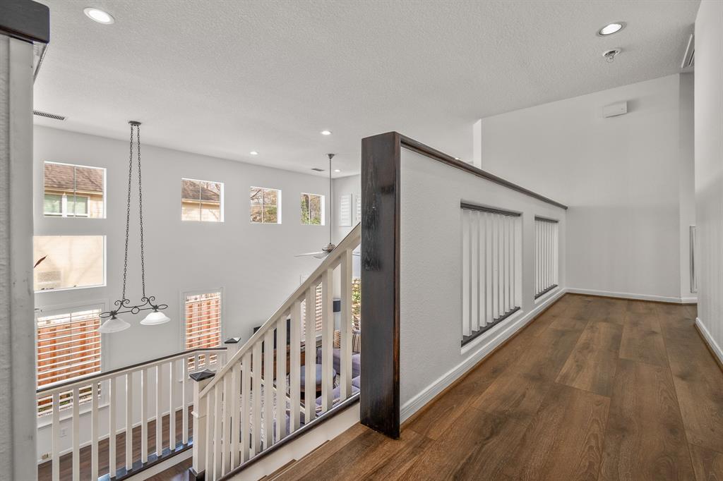 19 Glade Bank Place, The Woodlands, Texas image 15