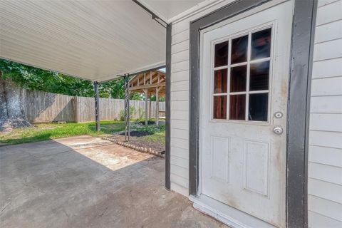 A home in La Porte