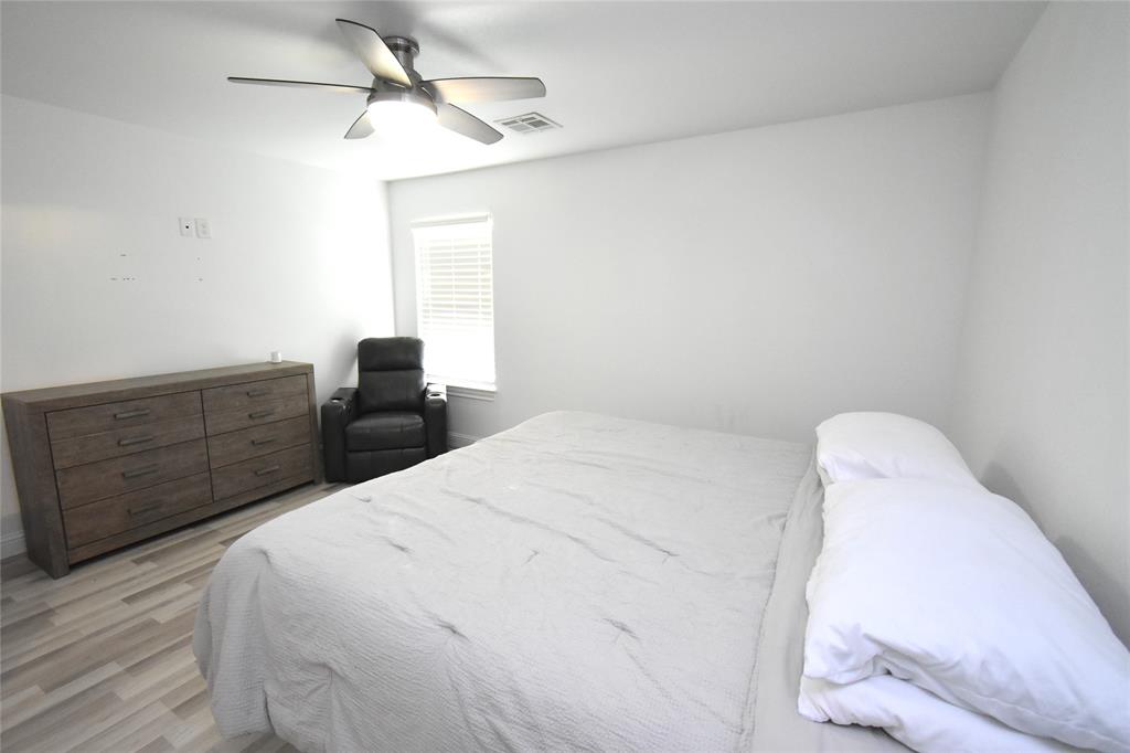 42 Road 5102 #L, Cleveland, Texas image 17