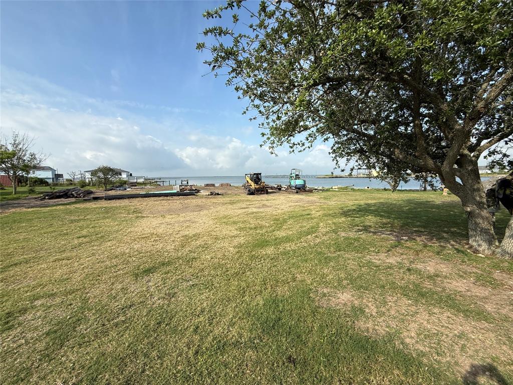 1021 17th Street, San Leon, Texas image 2