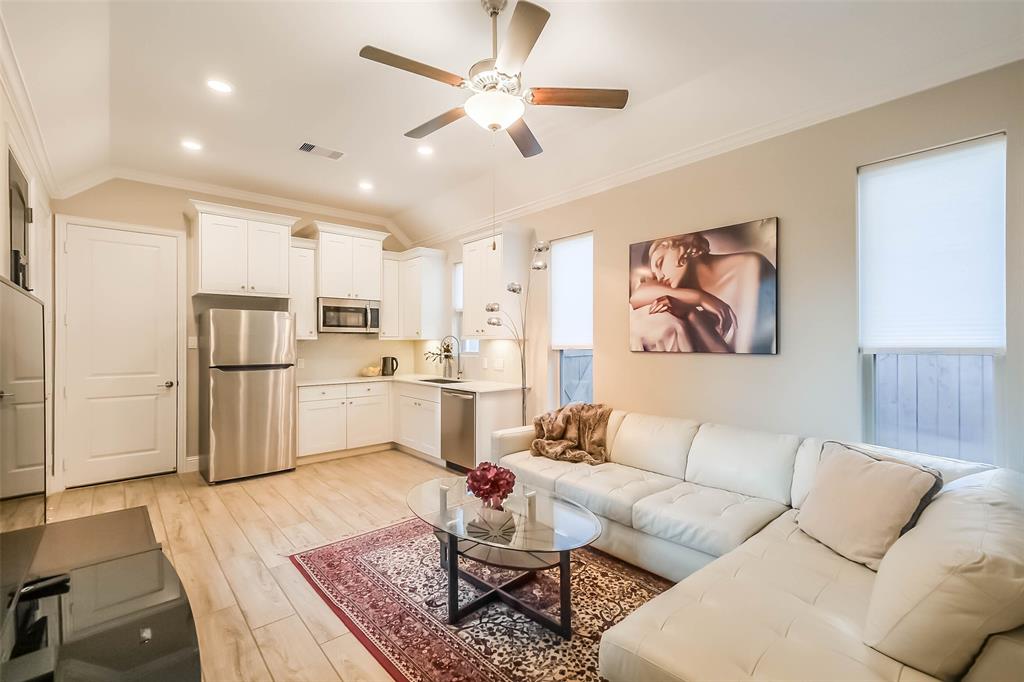 17915 Texas Wildflower Drive, Cypress, Texas image 5