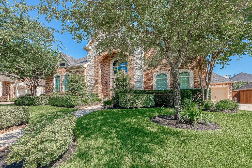 7915 Sleepy Rose Court, Humble, Texas image 1