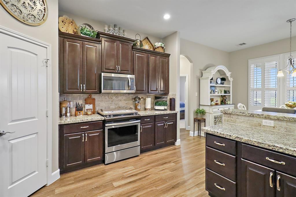 4535 Pineloch Bayou Drive, Baytown, Texas image 11