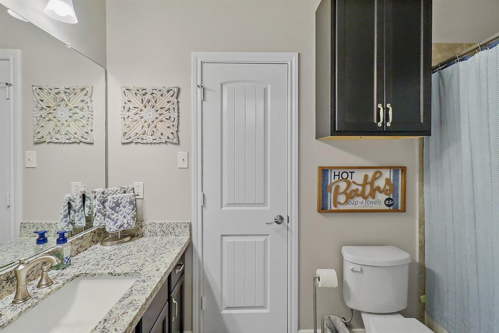 4535 Pineloch Bayou Drive, Baytown, Texas image 22
