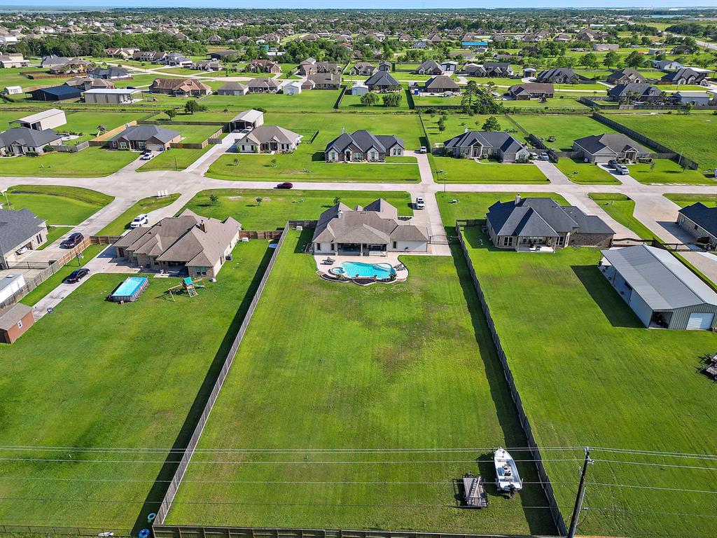 4535 Pineloch Bayou Drive, Baytown, Texas image 41